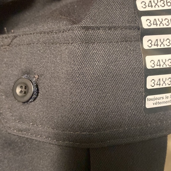 New with tags Dakota cargo work pants. - Picture 6 of 6